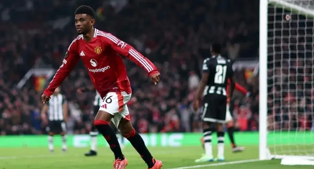 切尔西绝杀曼联，贝尔乌龙送礼世界杯的简单介绍